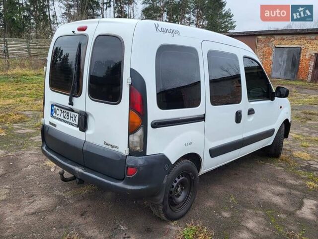 Белый Рено Кенгу, объемом двигателя 1.87 л и пробегом 215 тыс. км за 2950 $, фото 6 на Automoto.ua