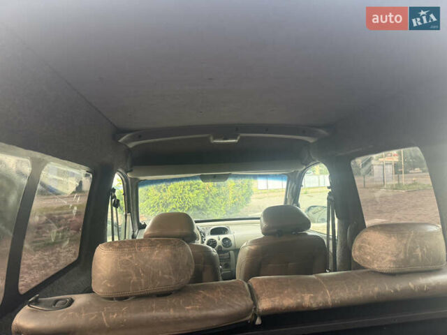Белый Рено Кенгу, объемом двигателя 1.9 л и пробегом 300 тыс. км за 3100 $, фото 9 на Automoto.ua