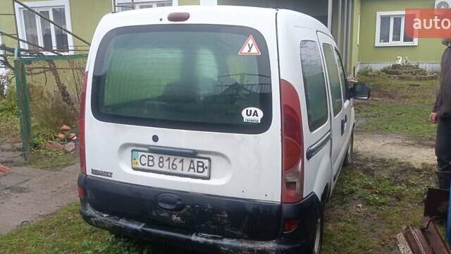 Белый Рено Кенгу, объемом двигателя 1.9 л и пробегом 288 тыс. км за 2000 $, фото 3 на Automoto.ua