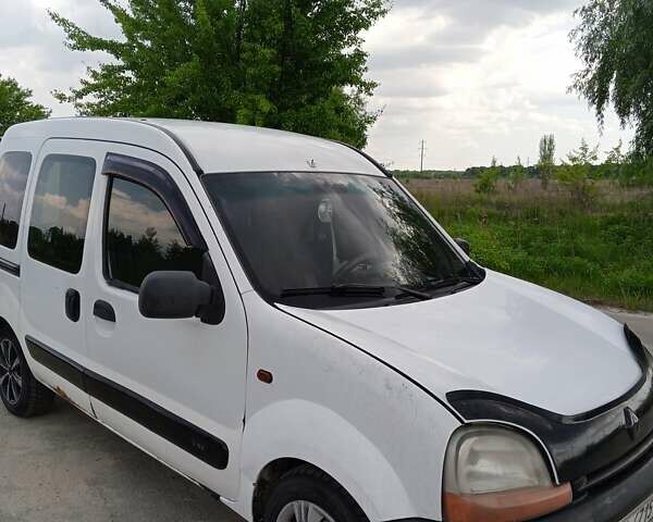 Белый Рено Кенгу, объемом двигателя 1.9 л и пробегом 319 тыс. км за 2099 $, фото 5 на Automoto.ua