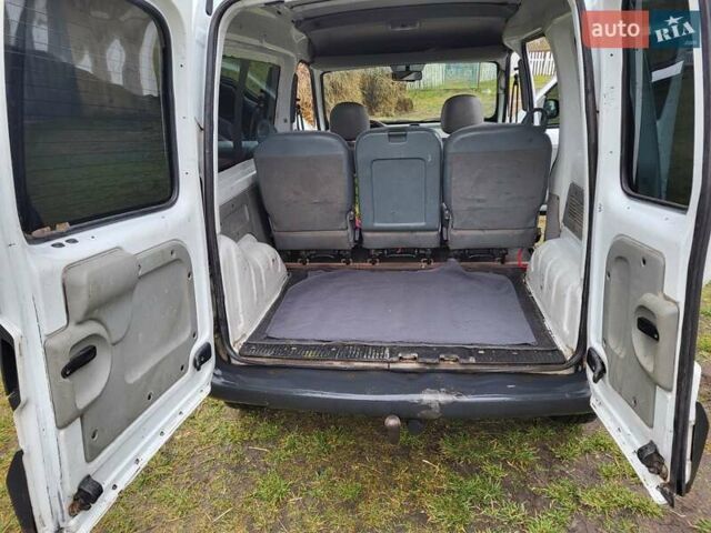 Белый Рено Кенгу, объемом двигателя 1.87 л и пробегом 215 тыс. км за 2950 $, фото 15 на Automoto.ua