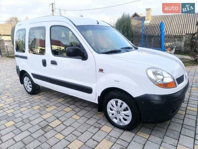 Белый Рено Кенгу, объемом двигателя 1.9 л и пробегом 329 тыс. км за 3800 $, фото 22 на Automoto.ua