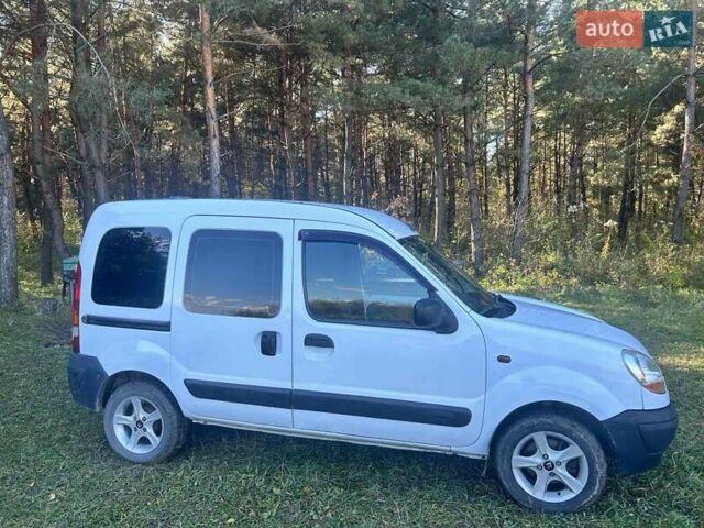 Рено Кєнгу 2003 у Чернівцях на Automoto.ua Білий Рено Кєнгу, об'ємом двигуна 1.5 л та пробігом 316 тис. км за 3400 $, фото 45 на Automoto.ua