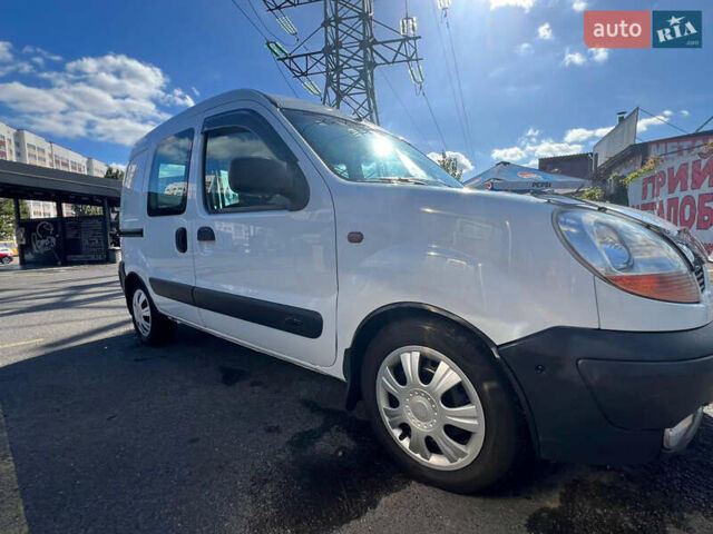 Белый Рено Кенгу, объемом двигателя 1.5 л и пробегом 404 тыс. км за 3500 $, фото 5 на Automoto.ua