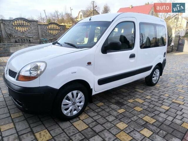 Белый Рено Кенгу, объемом двигателя 1.9 л и пробегом 329 тыс. км за 3800 $, фото 23 на Automoto.ua