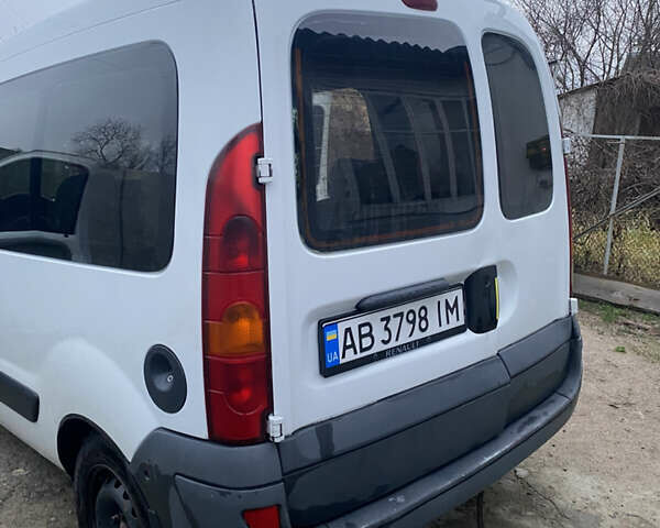 Белый Рено Кенгу, объемом двигателя 1.5 л и пробегом 329 тыс. км за 3700 $, фото 6 на Automoto.ua