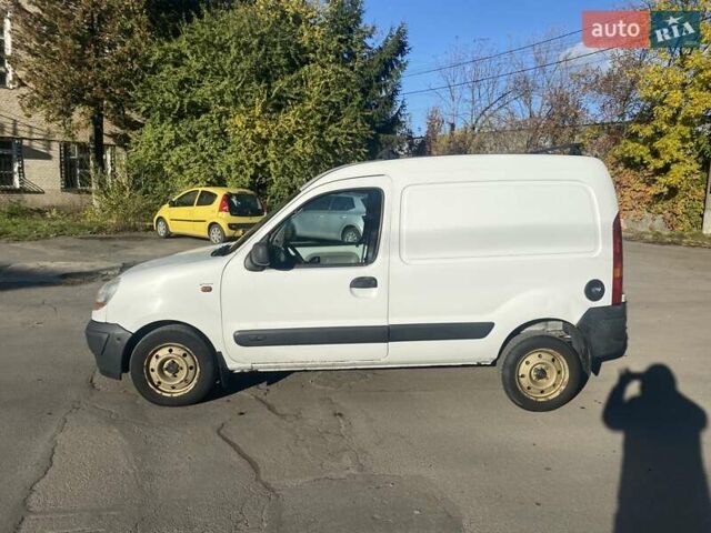 Белый Рено Кенгу, объемом двигателя 1.46 л и пробегом 490 тыс. км за 2499 $, фото 2 на Automoto.ua