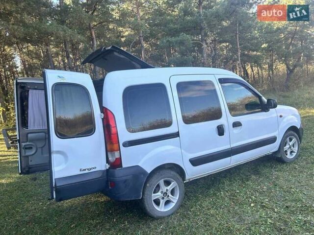 Рено Кєнгу 2003 у Чернівцях на Automoto.ua Білий Рено Кєнгу, об'ємом двигуна 1.5 л та пробігом 316 тис. км за 3400 $, фото 32 на Automoto.ua