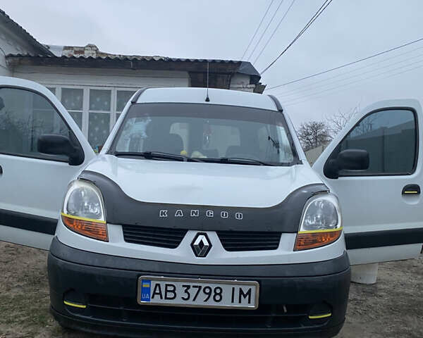 Белый Рено Кенгу, объемом двигателя 1.5 л и пробегом 329 тыс. км за 3700 $, фото 2 на Automoto.ua