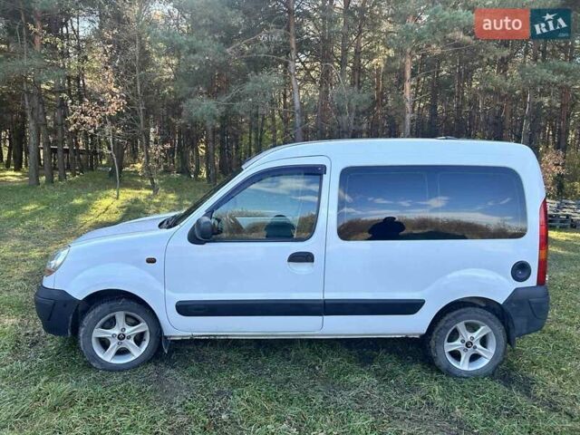 Рено Кєнгу 2003 у Чернівцях на Automoto.ua Білий Рено Кєнгу, об'ємом двигуна 1.5 л та пробігом 316 тис. км за 3400 $, фото 22 на Automoto.ua