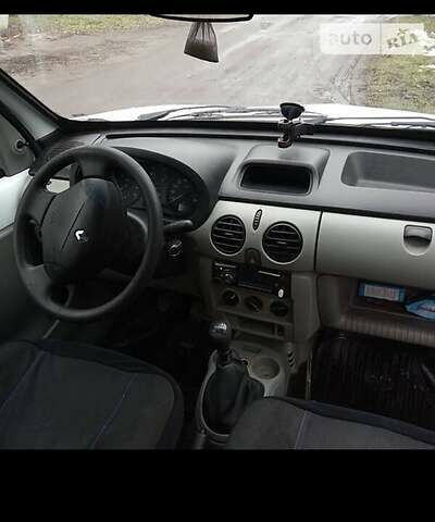 Білий Рено Кєнгу, об'ємом двигуна 1.5 л та пробігом 310 тис. км за 2800 $, фото 14 на Automoto.ua