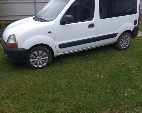 Белый Рено Кенгу, объемом двигателя 1.5 л и пробегом 245 тыс. км за 3700 $, фото 1 на Automoto.ua