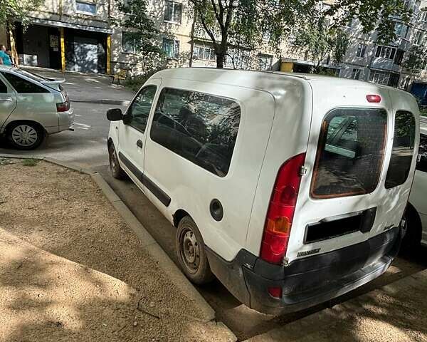 Белый Рено Кенгу, объемом двигателя 1.46 л и пробегом 90 тыс. км за 3500 $, фото 11 на Automoto.ua