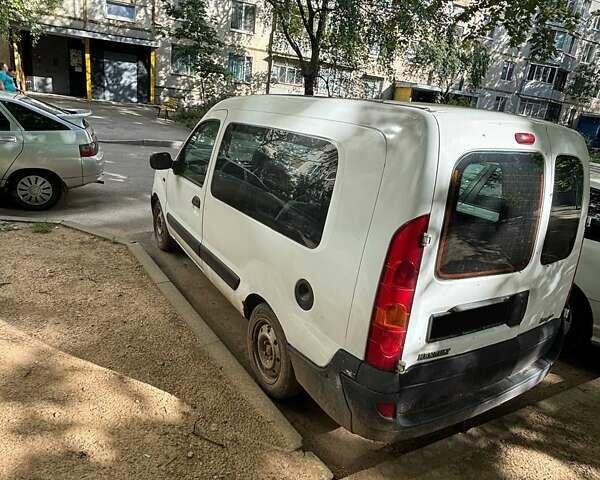 Белый Рено Кенгу, объемом двигателя 1.46 л и пробегом 90 тыс. км за 3500 $, фото 3 на Automoto.ua