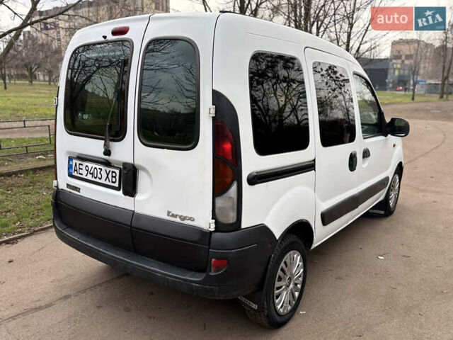 Белый Рено Кенгу, объемом двигателя 1.87 л и пробегом 330 тыс. км за 2700 $, фото 6 на Automoto.ua