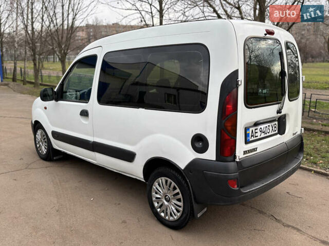 Белый Рено Кенгу, объемом двигателя 1.87 л и пробегом 330 тыс. км за 2700 $, фото 3 на Automoto.ua