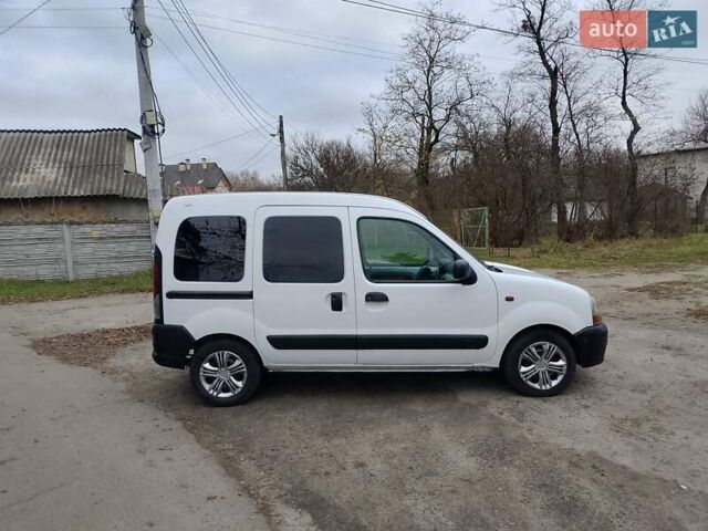 Белый Рено Кенгу, объемом двигателя 1.9 л и пробегом 287 тыс. км за 3300 $, фото 30 на Automoto.ua