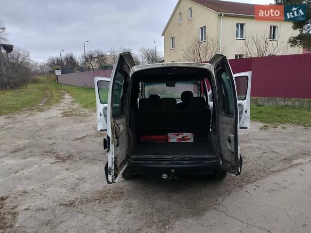 Белый Рено Кенгу, объемом двигателя 1.9 л и пробегом 287 тыс. км за 3300 $, фото 15 на Automoto.ua