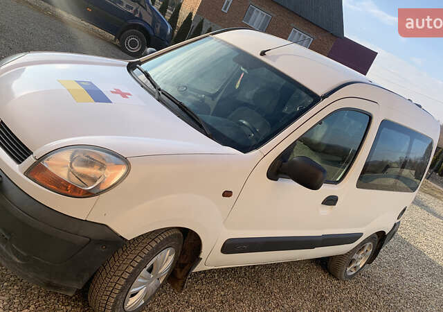 Рено Кенгу 2004 в Тячеве на Automoto.ua Белый Рено Кенгу, объемом двигателя 1.5 л и пробегом 273 тыс. км за 3800 $, фото 6 на Automoto.ua