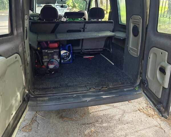 Білий Рено Кєнгу, об'ємом двигуна 1.5 л та пробігом 367 тис. км за 3750 $, фото 3 на Automoto.ua