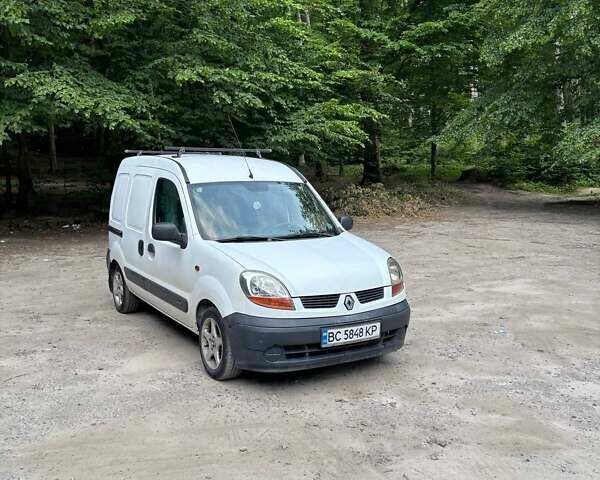 Белый Рено Кенгу, объемом двигателя 1.46 л и пробегом 250 тыс. км за 2500 $, фото 1 на Automoto.ua