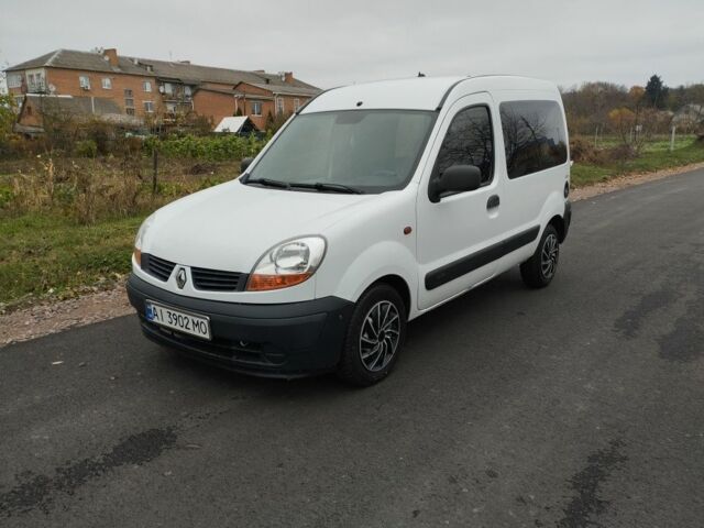 Белый Рено Кенгу, объемом двигателя 1.5 л и пробегом 335 тыс. км за 3650 $, фото 1 на Automoto.ua