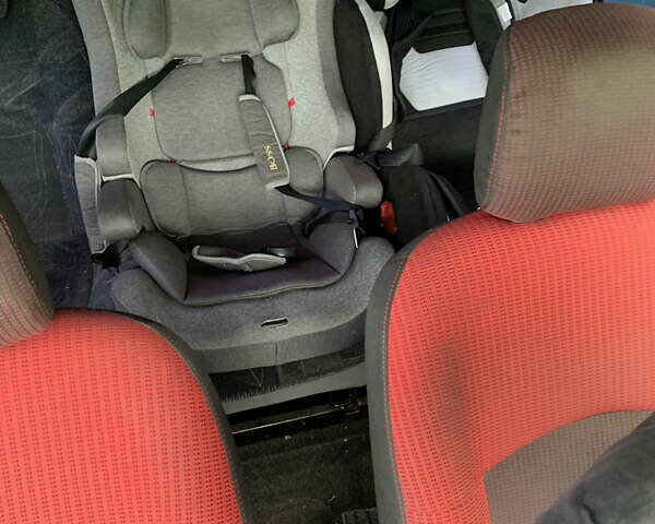 Білий Рено Кєнгу, об'ємом двигуна 1.5 л та пробігом 370 тис. км за 3400 $, фото 14 на Automoto.ua
