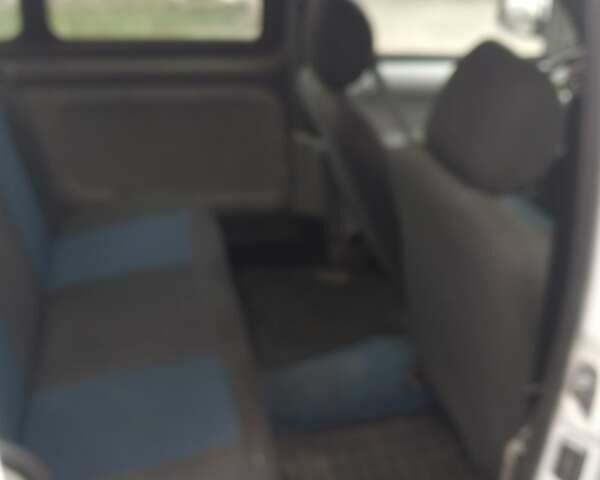 Білий Рено Кєнгу, об'ємом двигуна 1.46 л та пробігом 280 тис. км за 2999 $, фото 3 на Automoto.ua