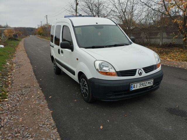 Белый Рено Кенгу, объемом двигателя 1.5 л и пробегом 335 тыс. км за 3650 $, фото 2 на Automoto.ua