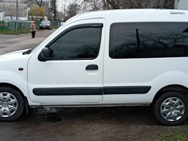 Белый Рено Кенгу, объемом двигателя 1.5 л и пробегом 196 тыс. км за 3100 $, фото 5 на Automoto.ua