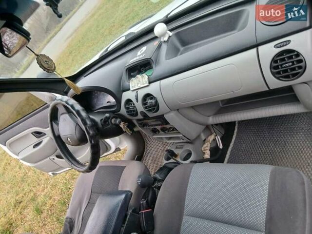 Білий Рено Кєнгу, об'ємом двигуна 1.46 л та пробігом 309 тис. км за 3200 $, фото 5 на Automoto.ua