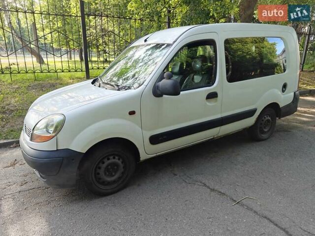 Білий Рено Кєнгу, об'ємом двигуна 1.5 л та пробігом 367 тис. км за 3750 $, фото 8 на Automoto.ua