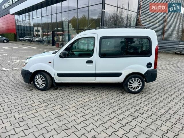 Білий Рено Кєнгу, об'ємом двигуна 1.46 л та пробігом 300 тис. км за 2850 $, фото 5 на Automoto.ua