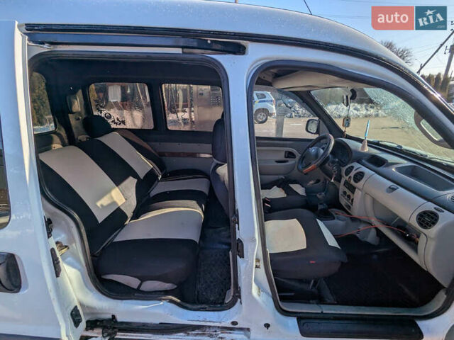 Белый Рено Кенгу, объемом двигателя 1.46 л и пробегом 200 тыс. км за 3000 $, фото 12 на Automoto.ua