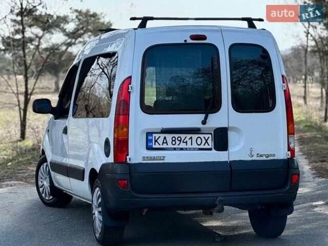 Белый Рено Кенгу, объемом двигателя 1.46 л и пробегом 260 тыс. км за 4300 $, фото 9 на Automoto.ua