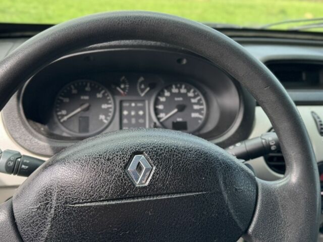 Рено Кенгу 2004 в Коломые на Automoto.ua Белый Рено Кенгу, объемом двигателя 1.6 л и пробегом 223 тыс. км за 4399 $, фото 21 на Automoto.ua