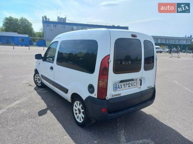 Белый Рено Кенгу, объемом двигателя 1.46 л и пробегом 328 тыс. км за 3600 $, фото 1 на Automoto.ua