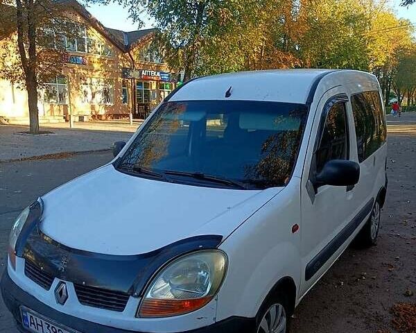Белый Рено Кенгу, объемом двигателя 1.5 л и пробегом 385 тыс. км за 2600 $, фото 2 на Automoto.ua