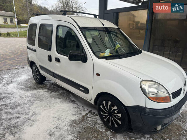 Белый Рено Кенгу, объемом двигателя 1.5 л и пробегом 50 тыс. км за 2700 $, фото 1 на Automoto.ua