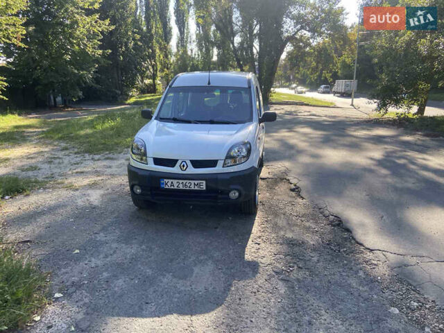 Белый Рено Кенгу, объемом двигателя 1.9 л и пробегом 468 тыс. км за 5300 $, фото 1 на Automoto.ua