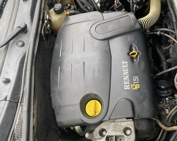 Рено Кєнгу 2005 у Олевске на Automoto.ua Білий Рено Кєнгу, об'ємом двигуна 1.5 л та пробігом 304 тис. км за 3300 $, фото 18 на Automoto.ua