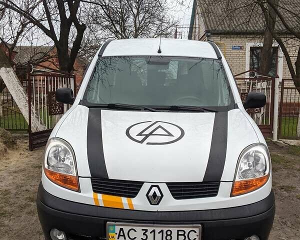 Белый Рено Кенгу, объемом двигателя 1.5 л и пробегом 210 тыс. км за 5199 $, фото 13 на Automoto.ua