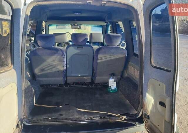 Белый Рено Кенгу, объемом двигателя 1.5 л и пробегом 193 тыс. км за 3500 $, фото 10 на Automoto.ua