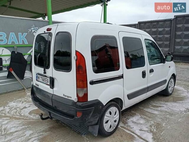 Белый Рено Кенгу, объемом двигателя 1.46 л и пробегом 245 тыс. км за 3700 $, фото 4 на Automoto.ua