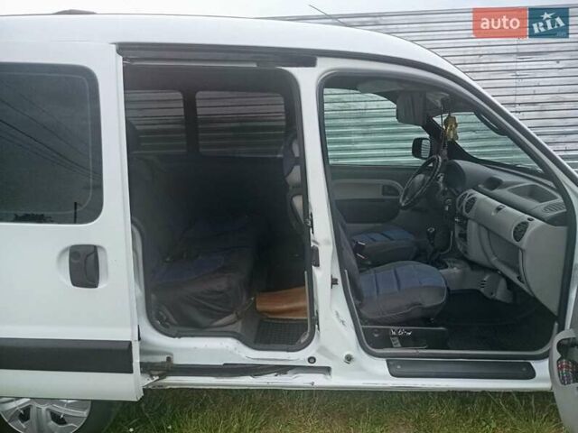 Белый Рено Кенгу, объемом двигателя 1.46 л и пробегом 245 тыс. км за 3700 $, фото 15 на Automoto.ua