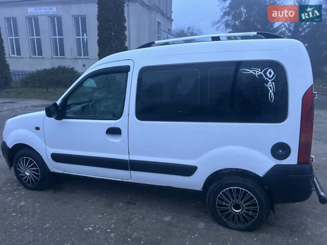 Белый Рено Кенгу, объемом двигателя 1.46 л и пробегом 205 тыс. км за 3600 $, фото 8 на Automoto.ua