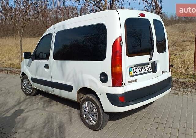Белый Рено Кенгу, объемом двигателя 1.46 л и пробегом 384 тыс. км за 3700 $, фото 6 на Automoto.ua