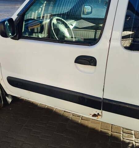 Белый Рено Кенгу, объемом двигателя 1.5 л и пробегом 193 тыс. км за 3500 $, фото 4 на Automoto.ua