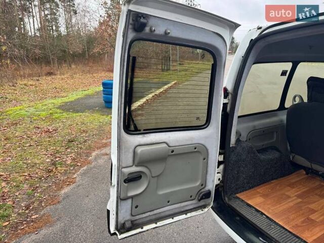 Білий Рено Кєнгу, об'ємом двигуна 1.46 л та пробігом 271 тис. км за 4000 $, фото 29 на Automoto.ua