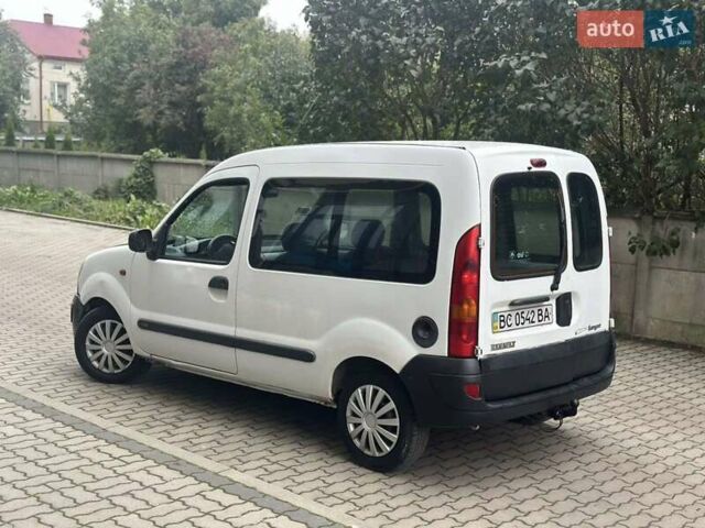 Белый Рено Кенгу, объемом двигателя 1.9 л и пробегом 250 тыс. км за 2750 $, фото 5 на Automoto.ua